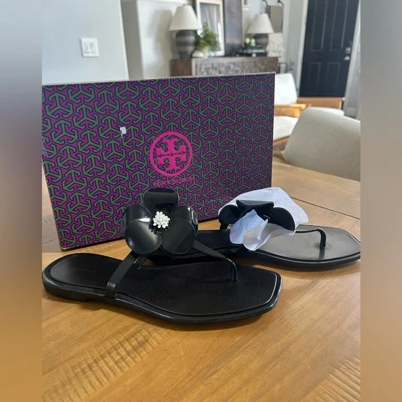 ***New****Tory Burch Perfect Black Flower Jelly Sandals - Picture 4 of 15